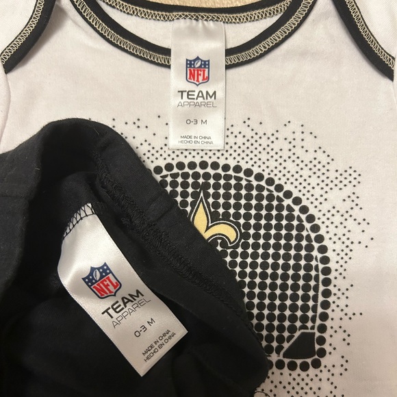 NFL Saints Onesie With Pants NWOT - Picture 4 of 7
